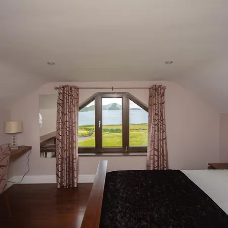 Βίλα Fuchsia - New Luxury 5* Beachside With Sauna - 4 Beds Ensuite - Spectacular Location Γουότερβιλ