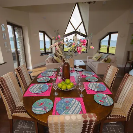 Fuchsia - New Luxury 5* Beachside With Sauna - 4 Beds Ensuite - Spectacular Location Villa *