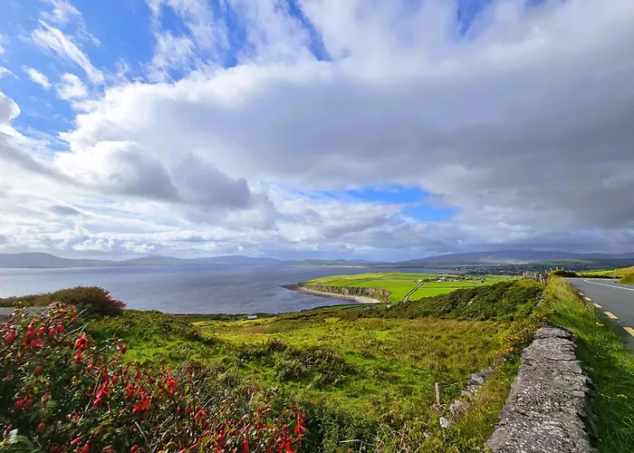 Fuchsia - New Luxury 5* Beachside With Sauna - 4 Beds Ensuite - Spectacular Location * Waterville