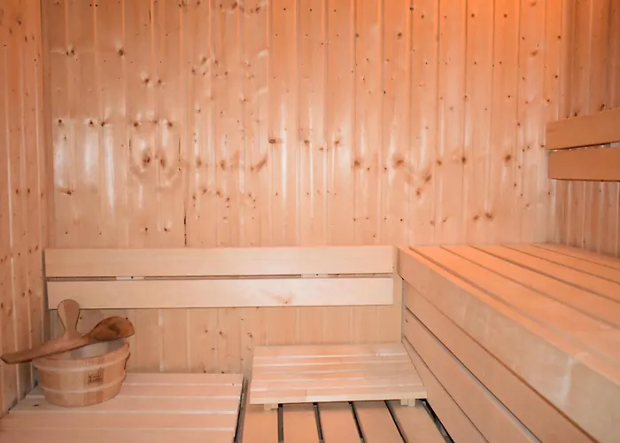 Fuchsia - New Luxury 5* Beachside With Sauna - 4 Beds Ensuite - Spectacular Location Villa *